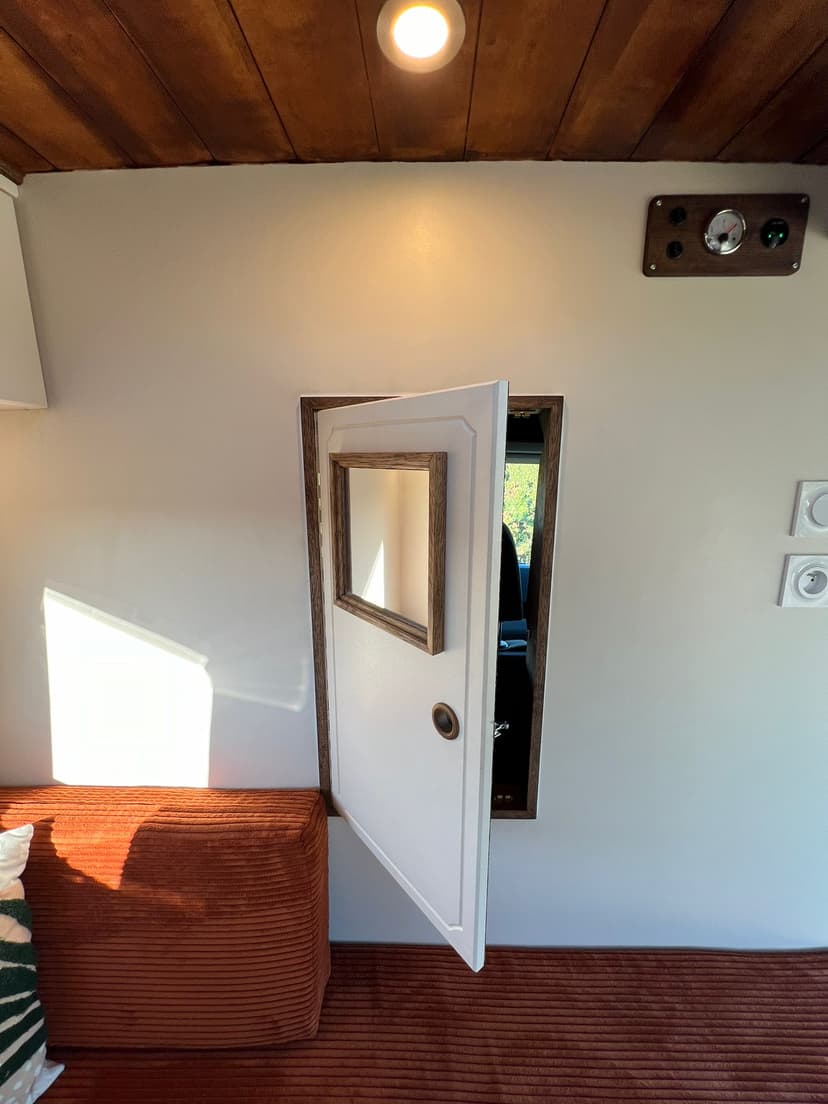 Karanga - Store latéral