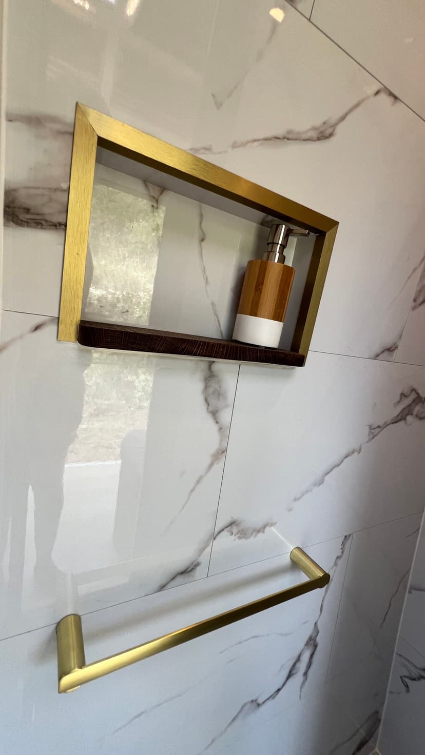 3 Shokos - Détail bois