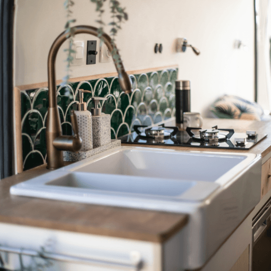 Intérieur d'un van aménagé par Urvan